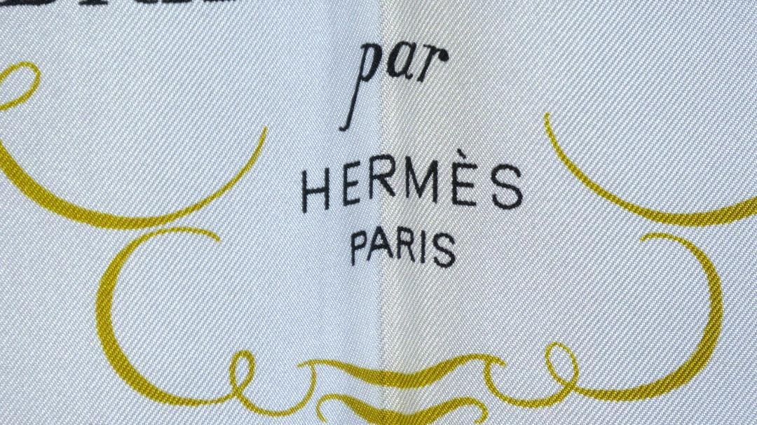 新品未使用品　HERMES エルメス　大判スカーフ　カレ90　 D533