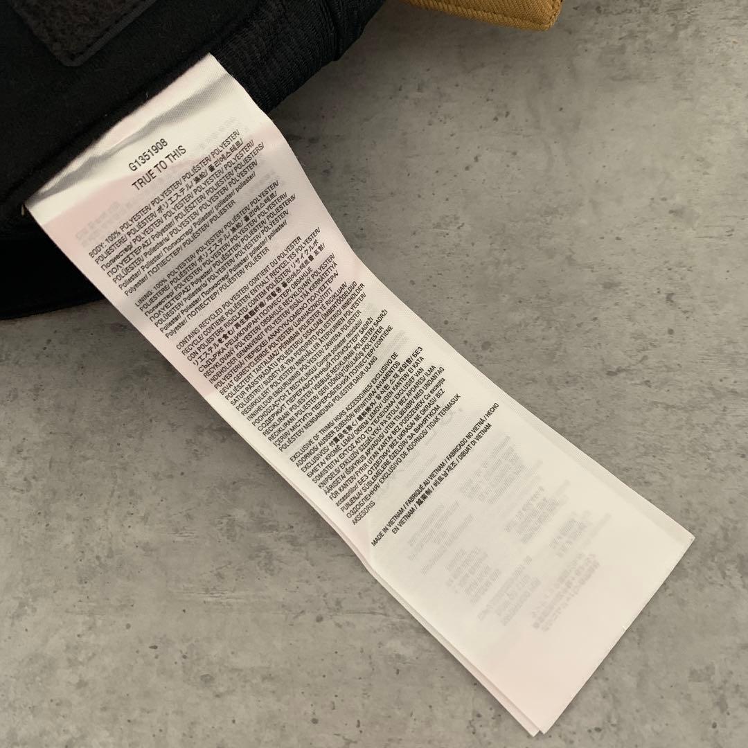 未使用級✨ボルコム スノーボードウェア パンツ　VOLCOM