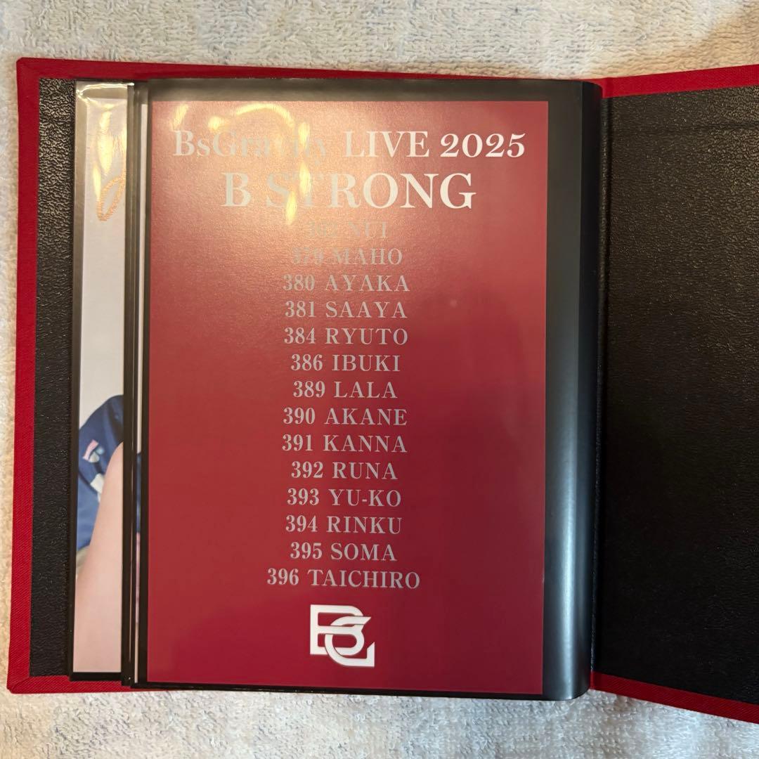 BsGravity 2025 1部　直筆サイン入りフォトブック