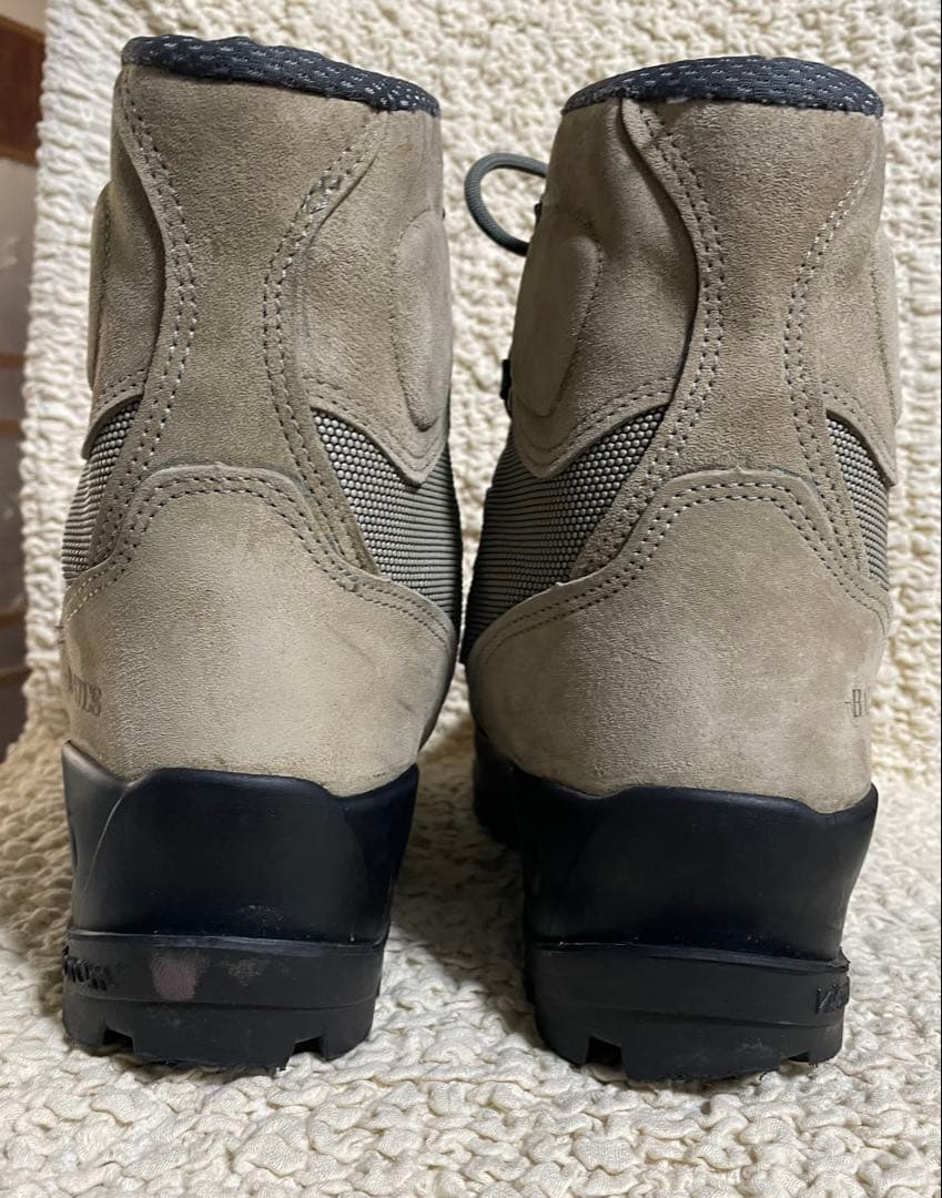 個人装備 BATES TORA BORA ALPINE E03600 8.5 R