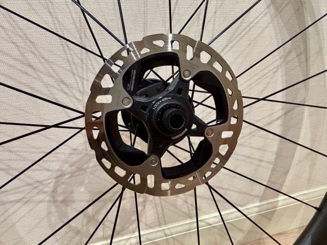 ZIPP 303 FIRECREST DISC 700C ブラック シマノフリー