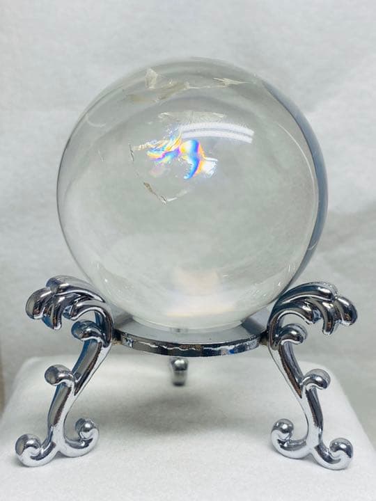 59.5㍉　299g 天然石　水晶球 エンジェルラダークオーツ　綺麗な青光