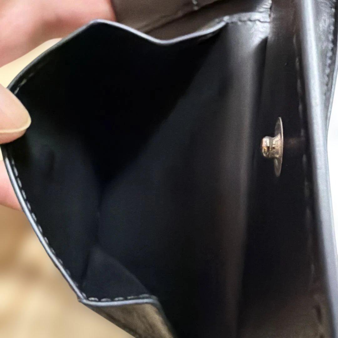 新品級 ボッテガヴェネタ カセット パース付き二つ折り ブラック