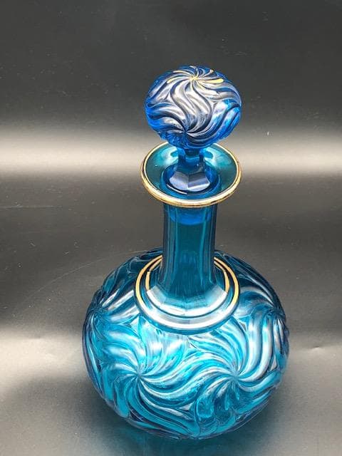 オールドバカラ・紺碧色（アズールブルー）のデキャンタ