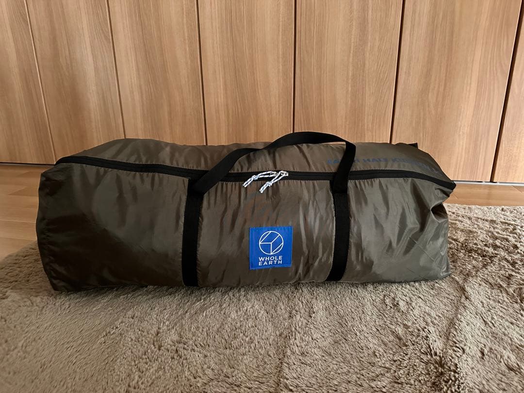 ホールアース　ハーフクーヘンsc 3〜４人用　かまぼこ型テント