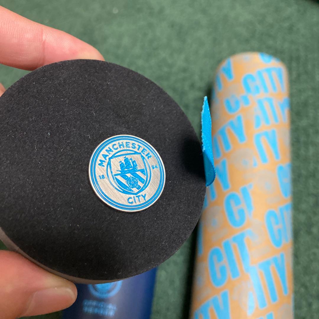 manchestercity ファンクラブ特典　水筒、ピンバッジ