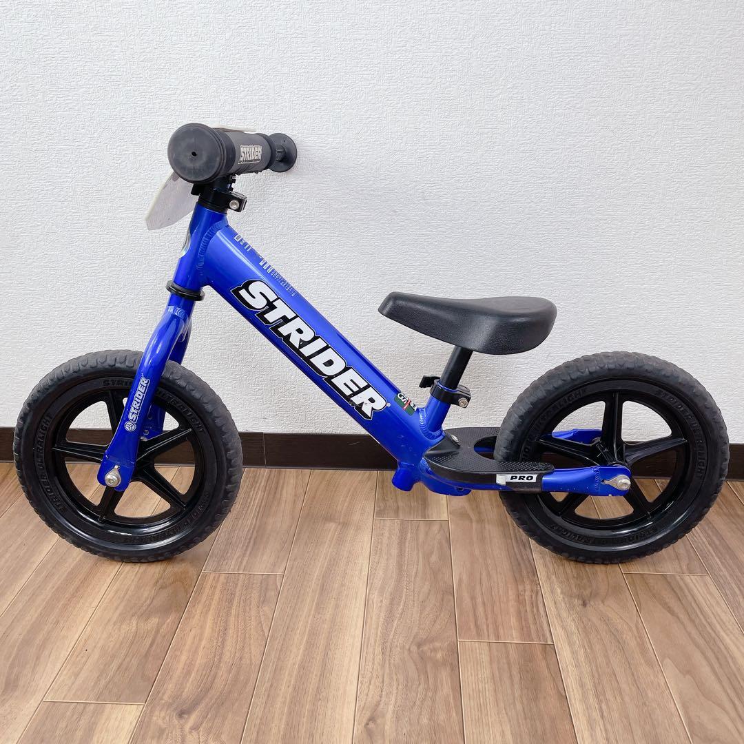 ストライダープロ 12in ブルー