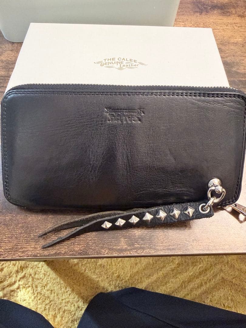 CALEE ラウンドジップウォレット