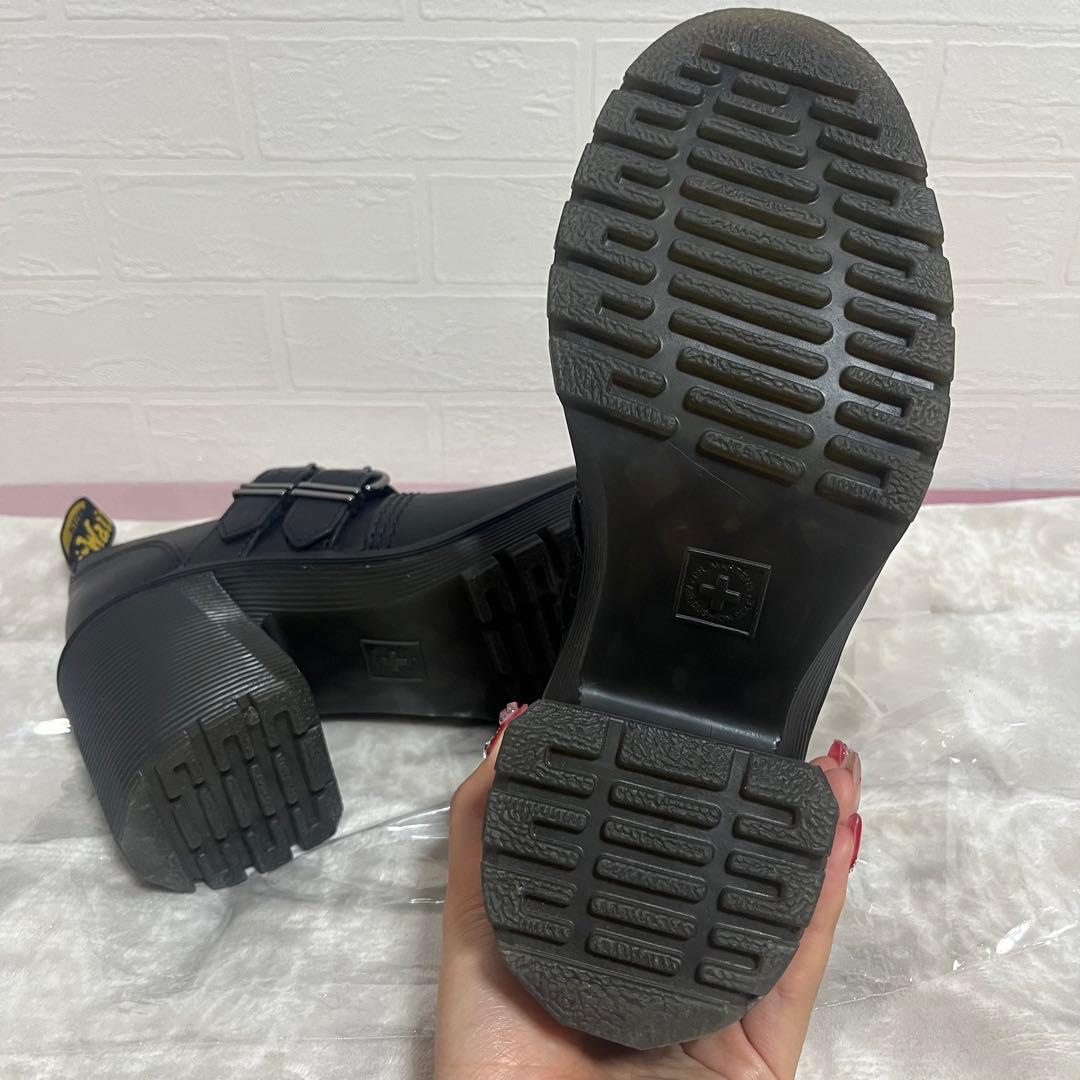 Dr.Martens EVIEE メリー ジェーン シューズ