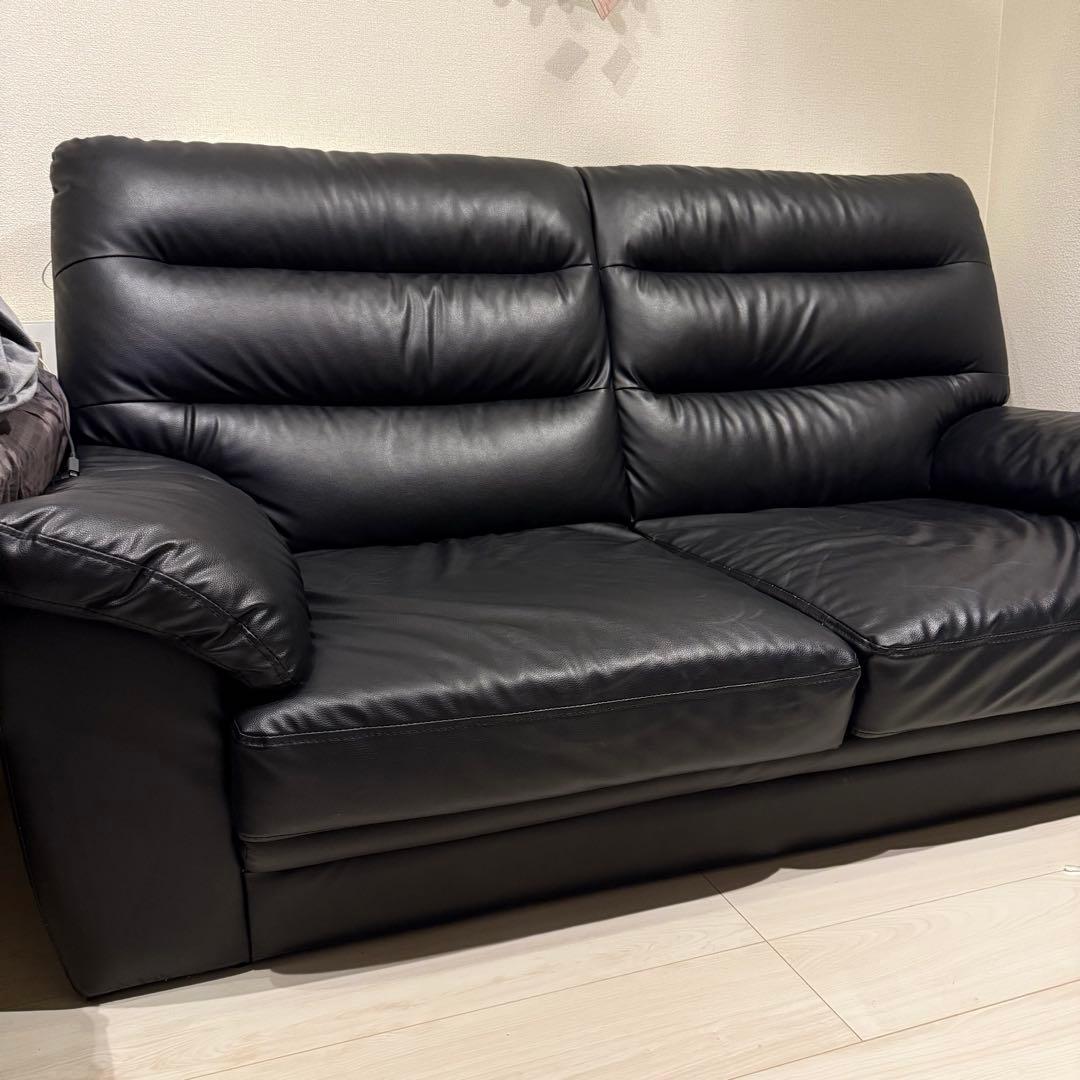 【東京】ソファ　2〜3人掛け　レザー