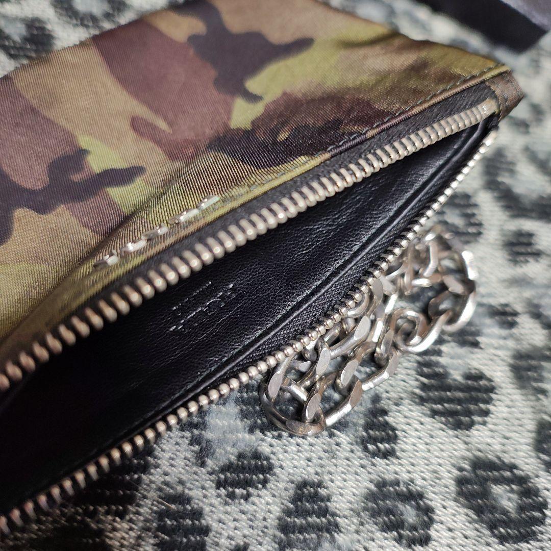 希少！PRADA 迷彩柄 ケース チェーン付き　美品