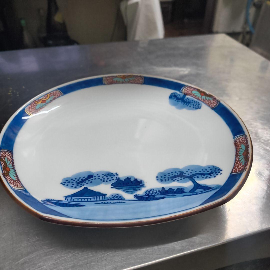 青い花模様の四角形皿多数有田焼