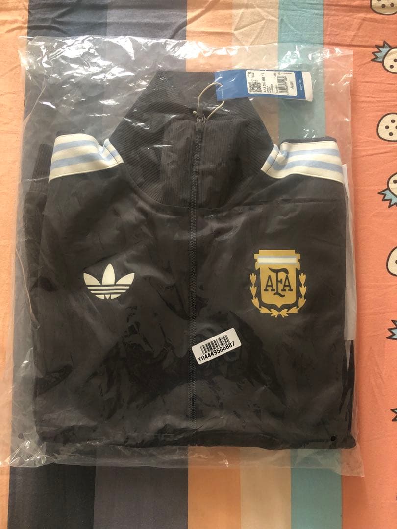 新品adidasアディダストラックジャケット/ジャージ M アルゼンチン代表