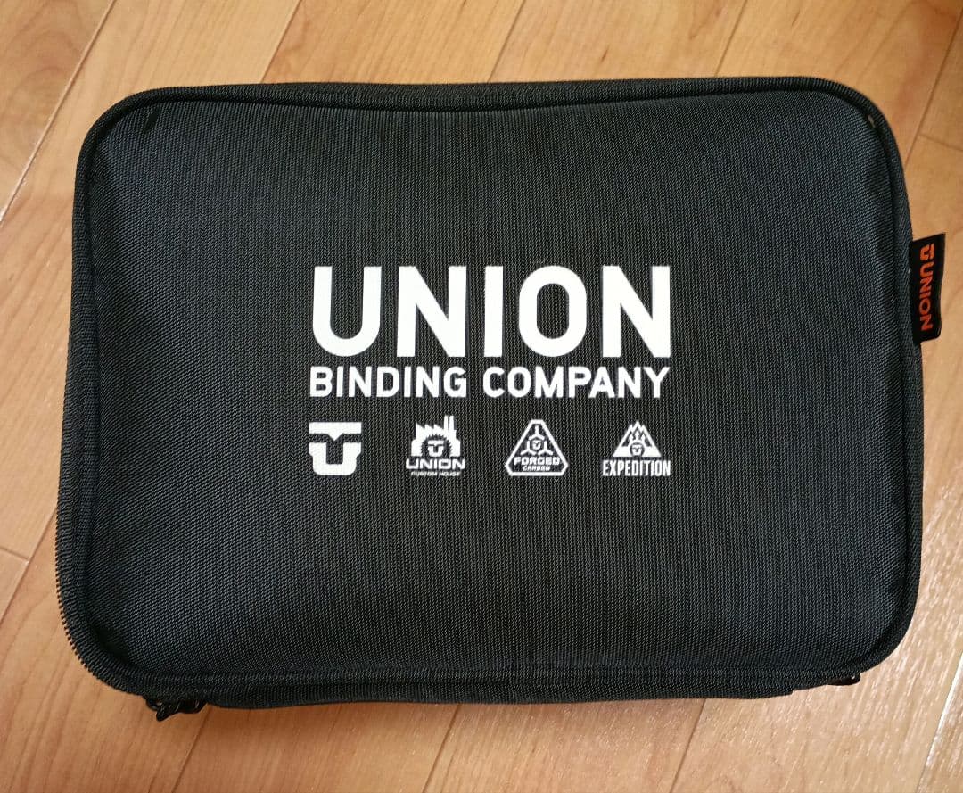 スノーボード　キッズ　ビンディング　UNION イエロー　 ケース付き