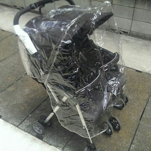 ドーナツ姫さま専用二人乗りベビーカー コンビ ツインスピンとオマケでレインカバー