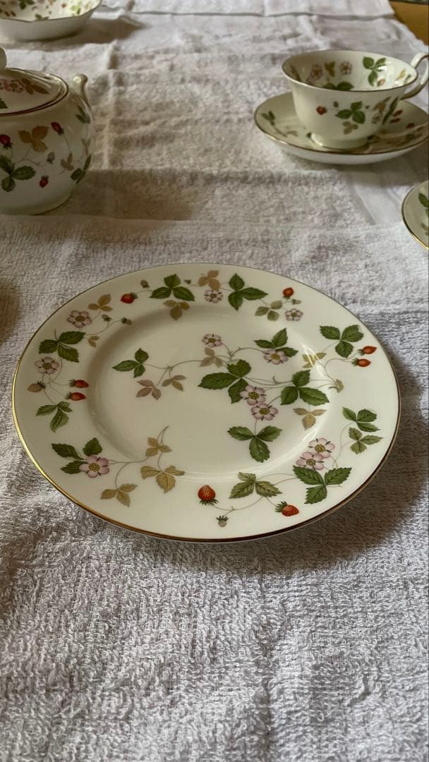  ウェッジウッド ワイルドストロベリー