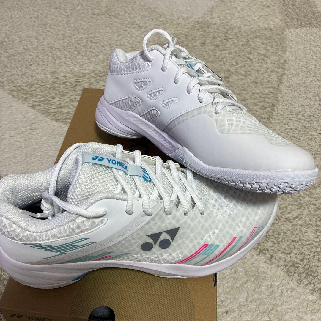 ヨネックス　YONEX パワークッション　カスケードアクセルミッド　新品未使用