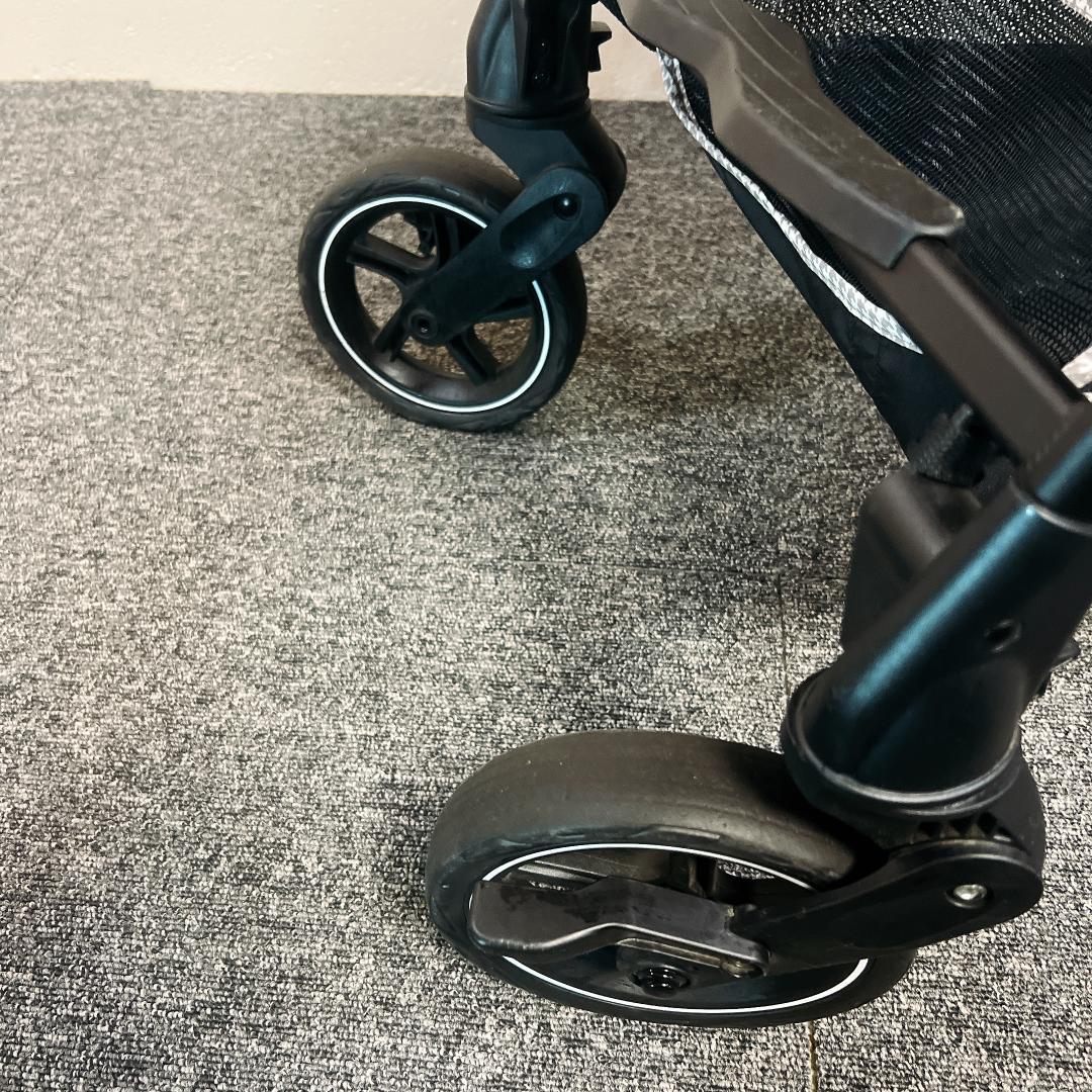 【美品】ピジョン　ランフィリノン　RB1Z リコール済み　ベビーカー