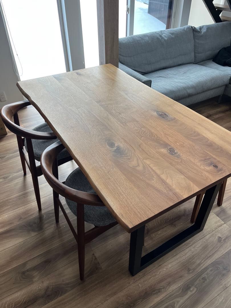 リビングハウス　無垢テーブル4人掛け　アットウィル
