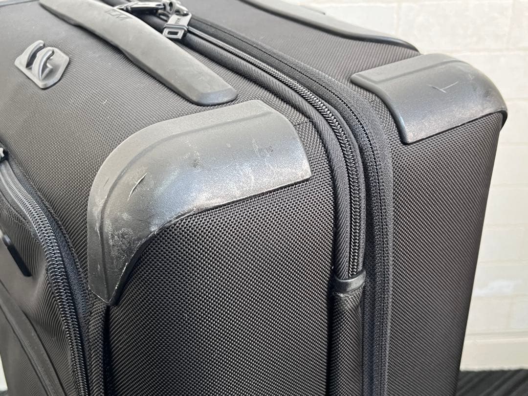 ■正規品■トゥミ ALPHA2 22060D2 キャリーケース TSA 黒