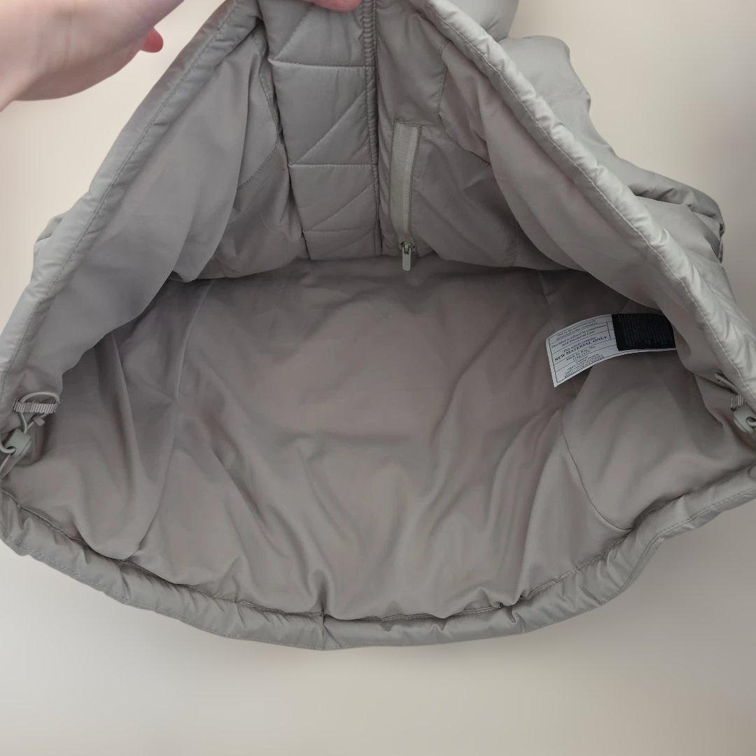 新品未使用　ルルレモン 　ワンダーパフ700クロップダウンベスト　　グレージュ4