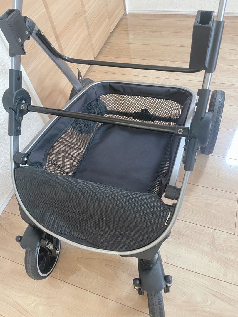 値下げしました‼️折りたたみ式ペットカート グレー送料込みで安心