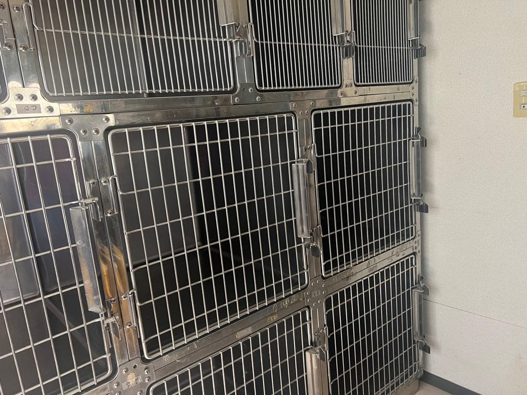 ステンレス　犬舎　ケージ　トリミング　ペットホテル　動物病院　業務用