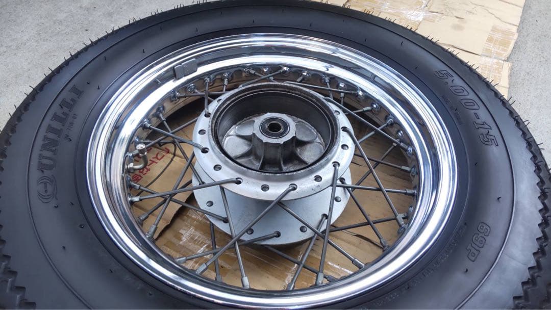 ユナリビンテージタイヤリア15インチ 　ドラッグスター250 ビラーゴ250