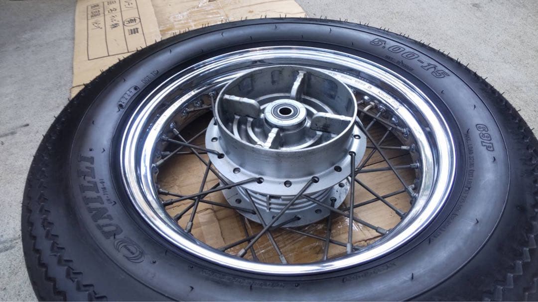ユナリビンテージタイヤリア15インチ 　ドラッグスター250 ビラーゴ250