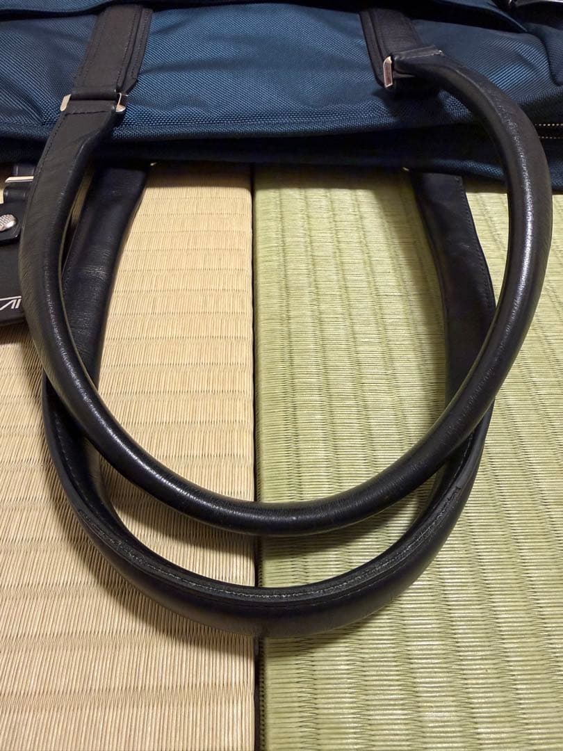 トゥミ　トートバック