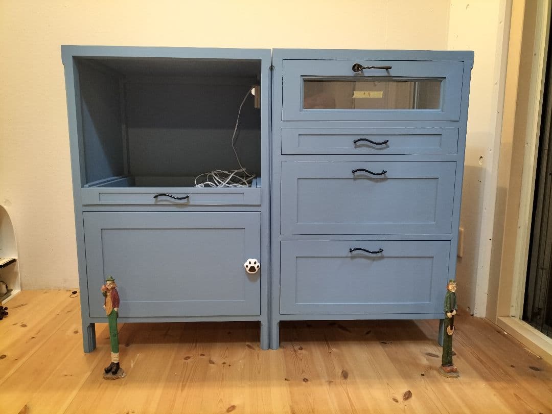 青色モダンデザインキャビネット