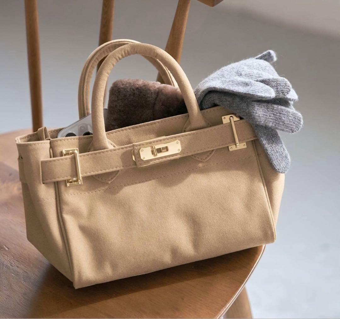 新品 シータパランティカ SS別注 フェイクスエードトートバッグ ベージュ 匿名