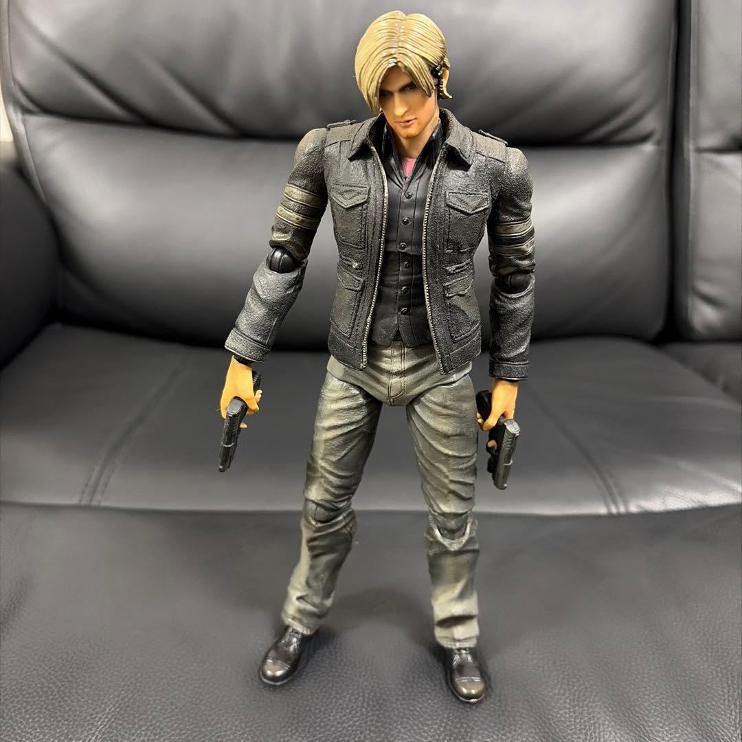 BIOHAZARD6 レオン S ケネディ フィギュア プレイアーツ改