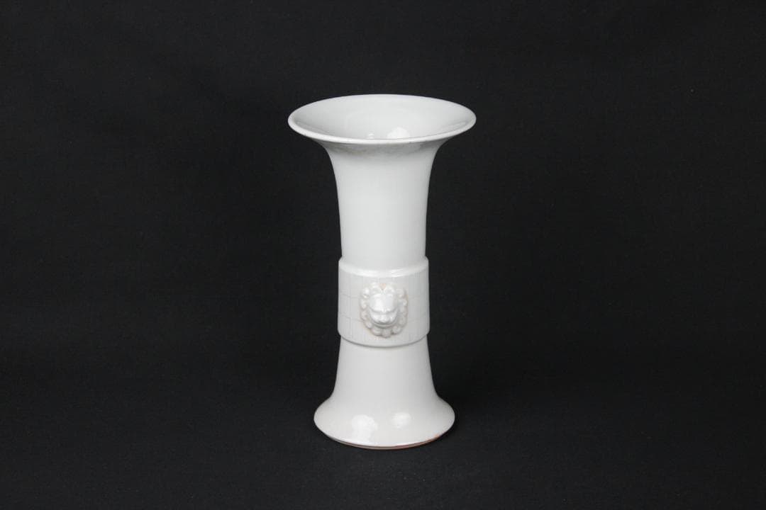 中国 徳化窯 時代 唐物 尊式 花瓶 大壺　白磁　獅子 約26cm NX23-6