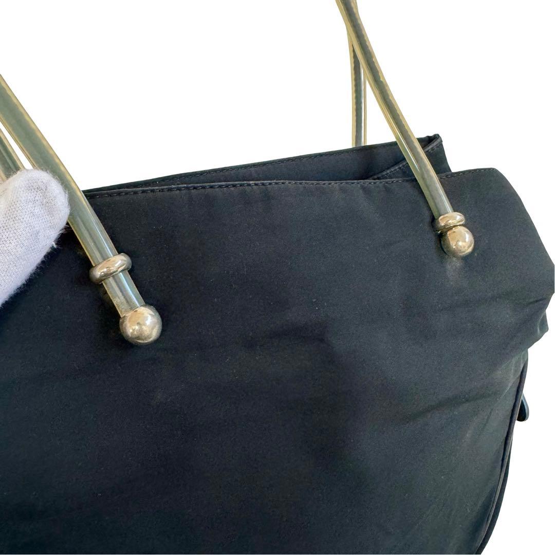 ロエベ トートバック 肩掛け ブラック シルバー金具 ロゴ刻印 ハンドバック