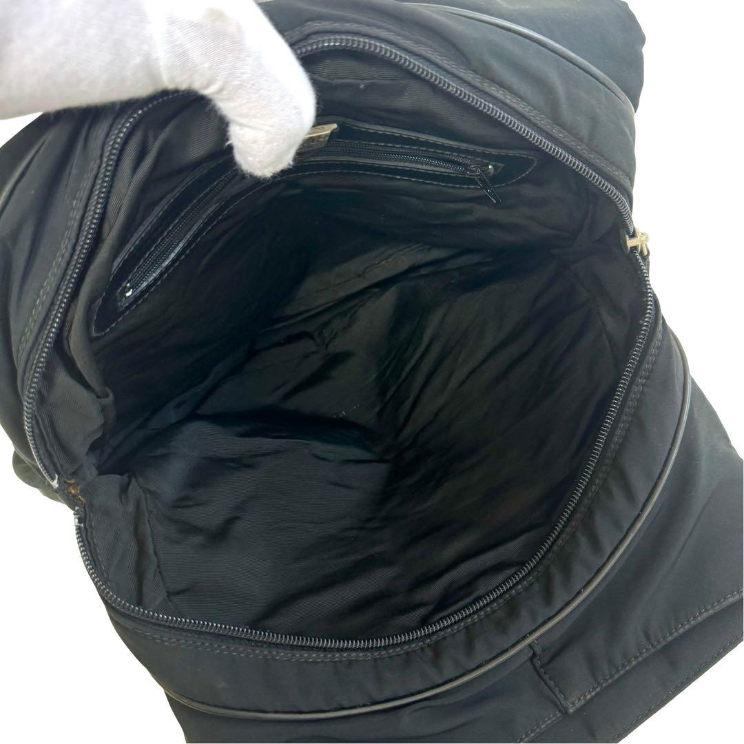 ロエベ トートバック 肩掛け ブラック シルバー金具 ロゴ刻印 ハンドバック