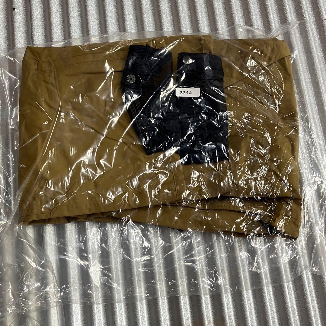 未使用　コロンビア　スノボウェア　スノーボード　パンツ　ボトムス　S 上下