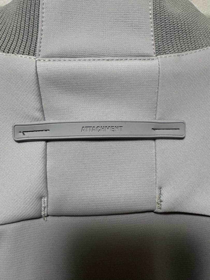 ATTACHMENT TECHNICALTRACKJACKET サイズ3