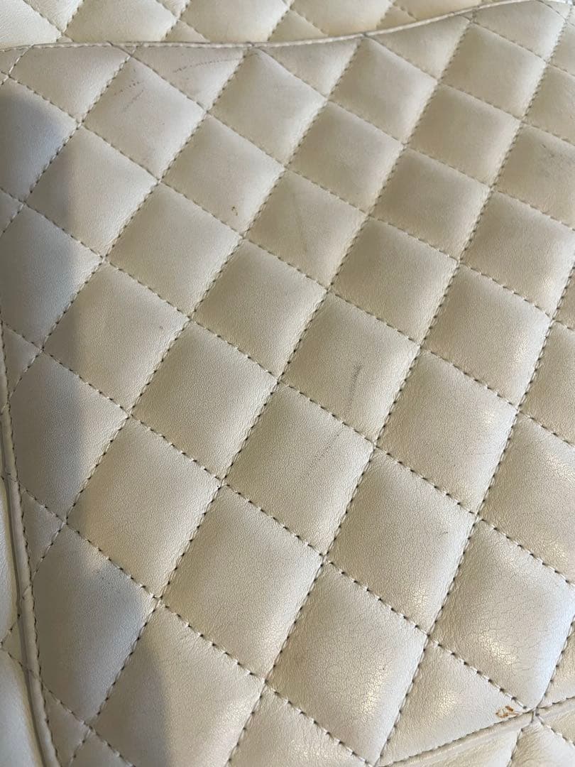 CHANEL シャネル　カンボンライン　パイソントートバッグ　ホワイト