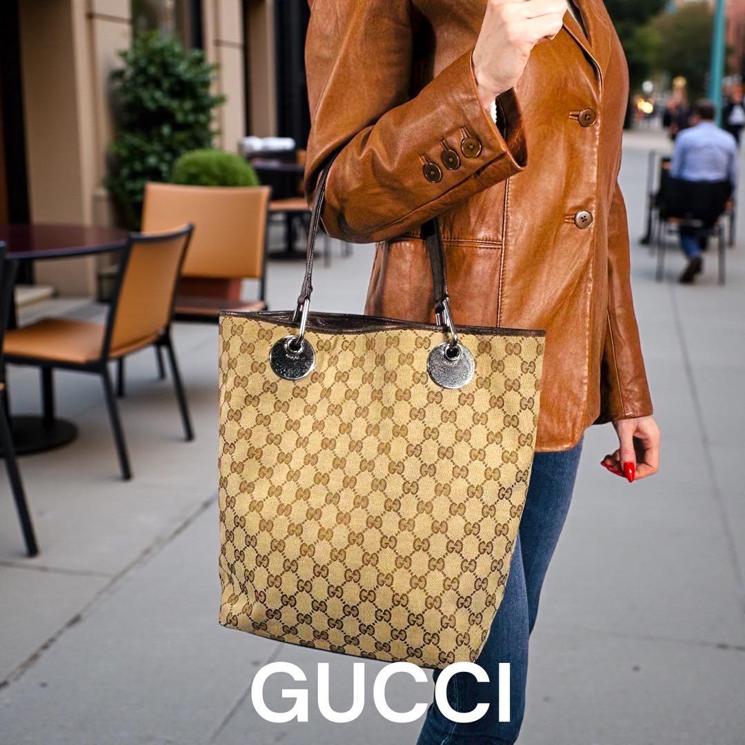 GUCCIグッチ GGキャンバストートバッグ