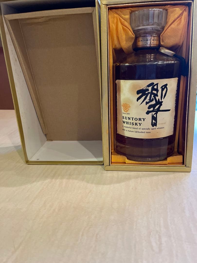 サントリーウイスキー　響　ゴールドラベル　未開封1899年