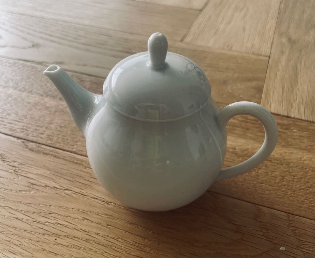 村上　雄一　　白磁茶壺・たまご　新品未使用