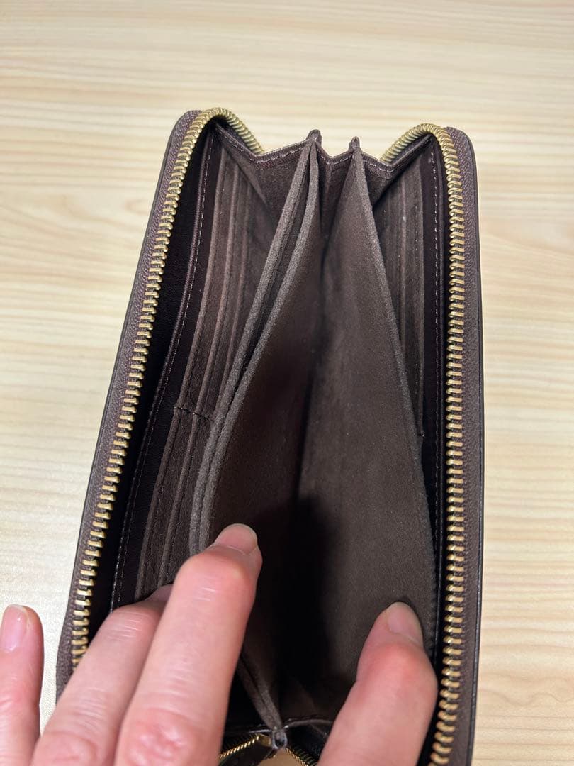 alt81 オルト81長財布 ラウンドジップ