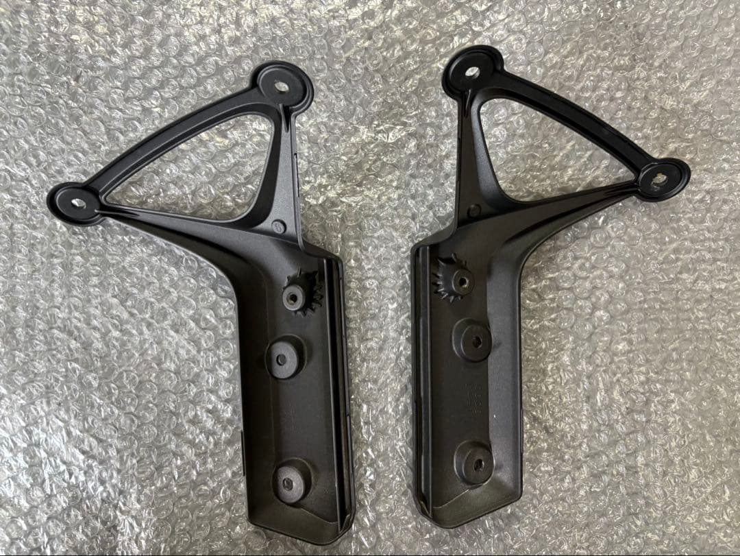 Z900RS 純正フロントフェンダーアーム ブラック カワサキ