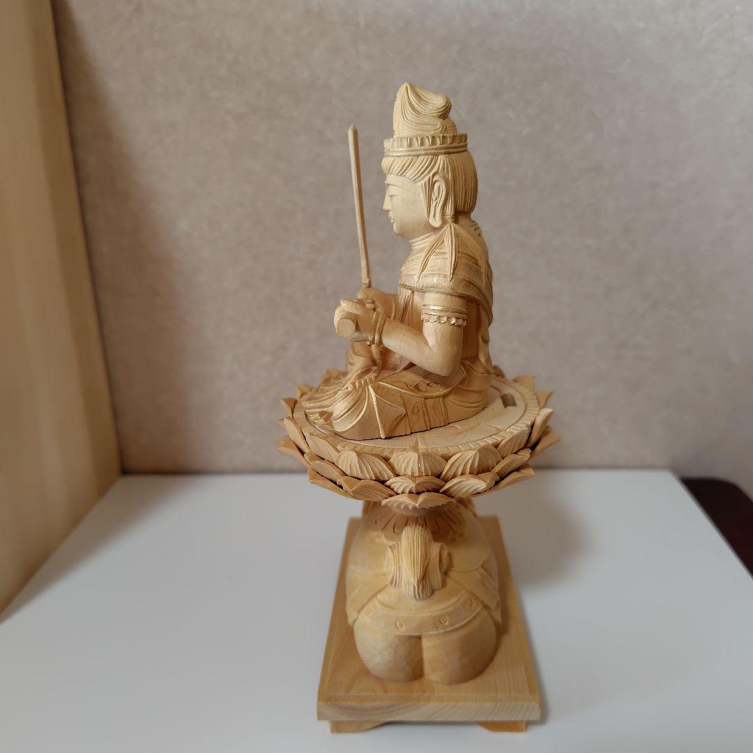 文殊菩薩　葉氏彫刻金泥使用