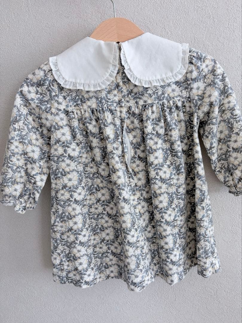 mana* ファミリア　リバティー　familiar ワンピース80センチ