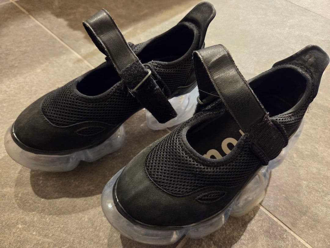 grounds 黒　レディーススニーカー　22cm