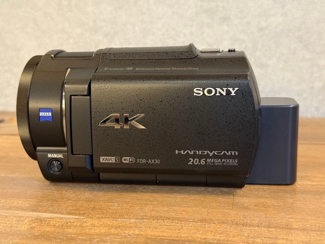 大*一様 SONY FDR-AX30 ソニー4K ハンディカム　バッテリー2個付