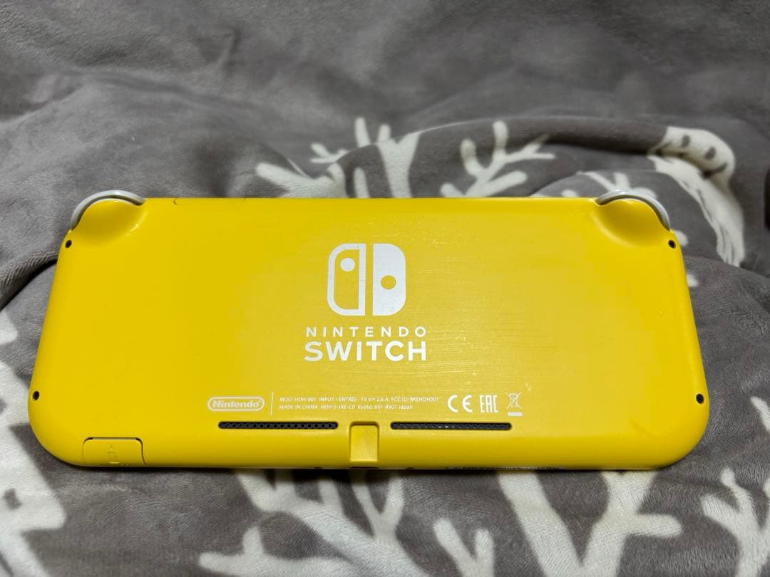 Nintendo Switch Lite イエロー 箱充電器なし