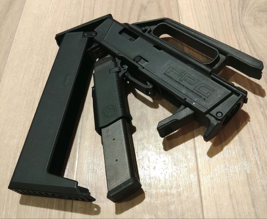 希少・不調につきジャンク扱　KSC MAGPUL FPG マガジン2本箱おまけ付